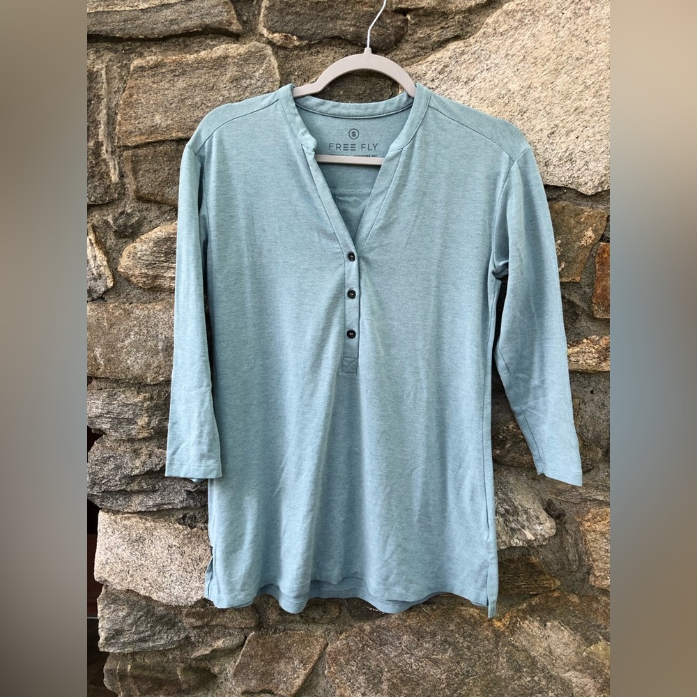 Free Fly Women’s Bamboo Flex Henley